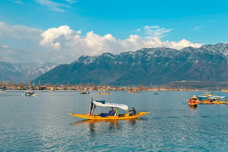 images/trending/Kashmir Tour Package.jpg